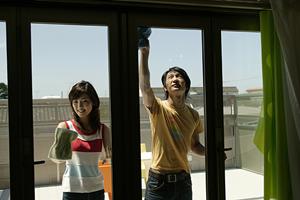 窓ガラスフィルムで紫外線99％カット